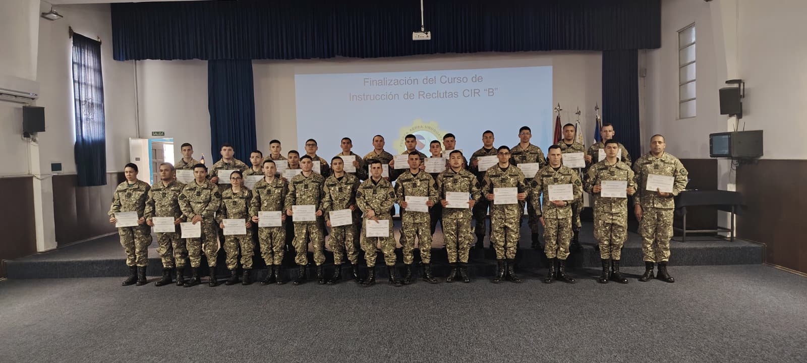 Finalización del Curso de Instrucción al Recluta "B"